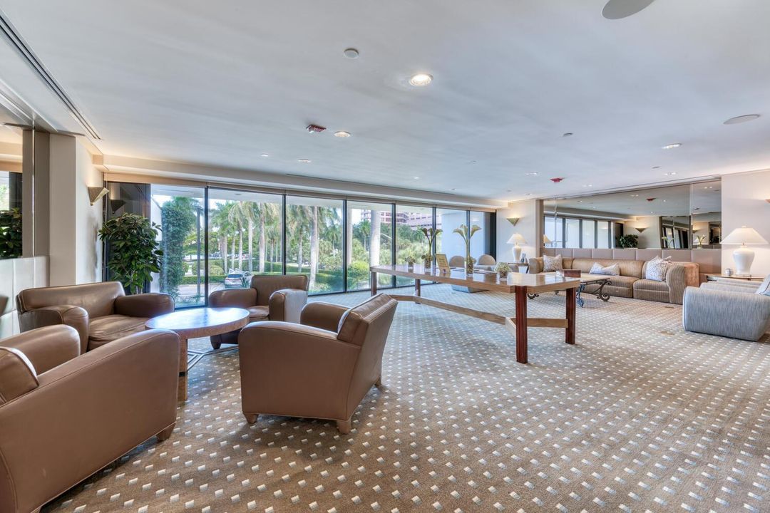 525 S Flagler Dr Unit 26h West-large-041