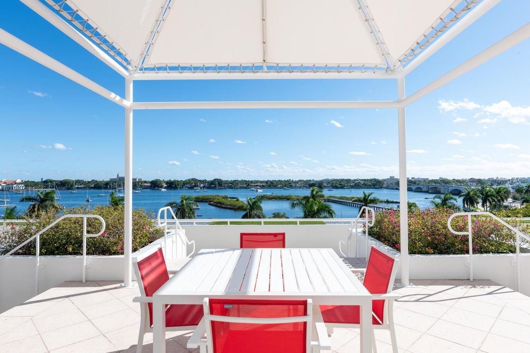 525 S Flagler Dr Unit 10d West-large-008