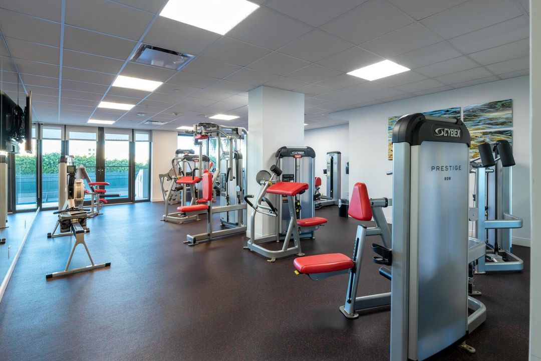 525 S Flagler Dr Unit 10d West-large-004
