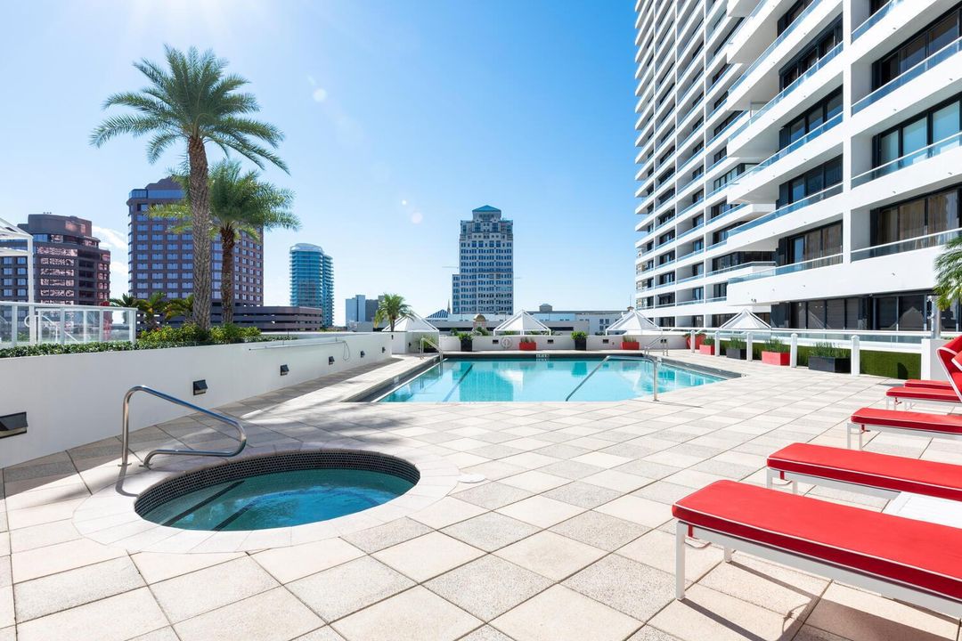 525 S Flagler Dr Unit 26h West-large-033