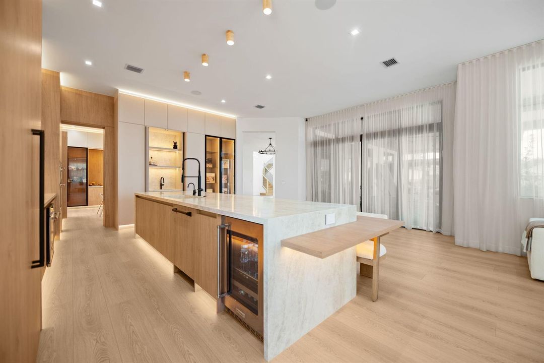19-web-or-mls-5735-sw-104th-terrace