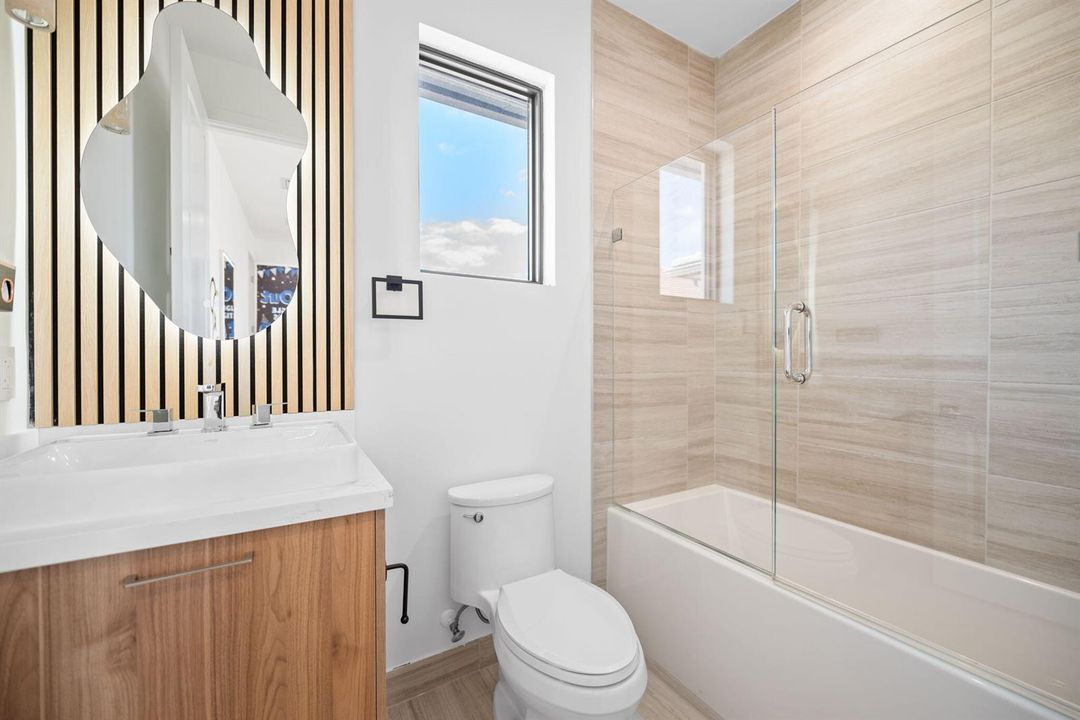 36-web-or-mls-5735-sw-104th-terrace