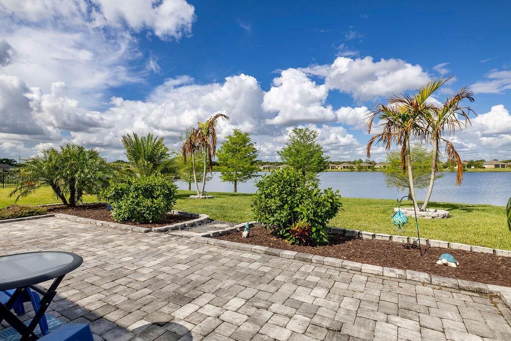 2165HawkRiver-34
