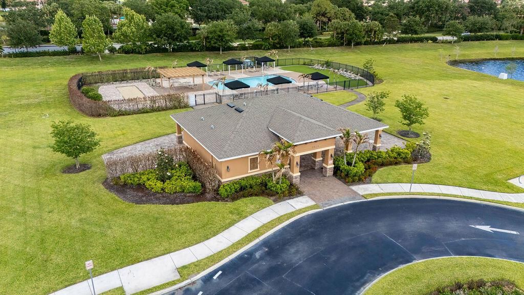 2165HawkRiver-54