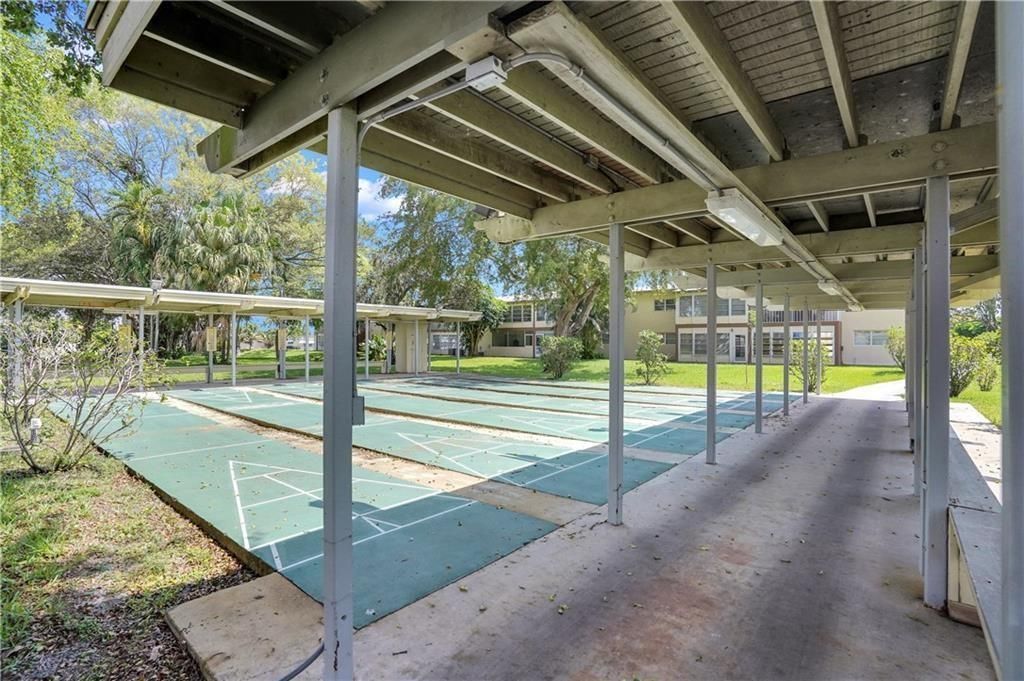 ORIOLE GARDENS ONE SHUFFLE BOARD