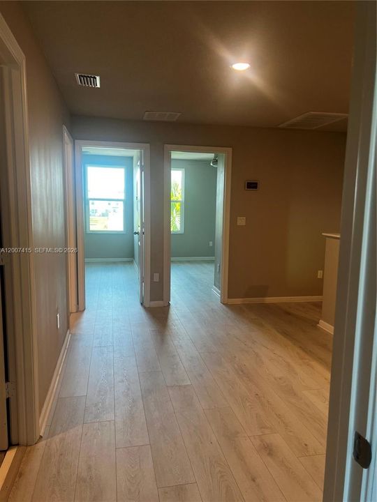В аренду: $2,500 (3 спален, 2 ванн, 1498 Квадратных фут)