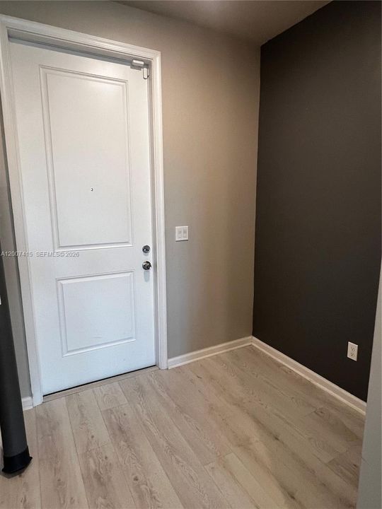 В аренду: $2,500 (3 спален, 2 ванн, 1498 Квадратных фут)