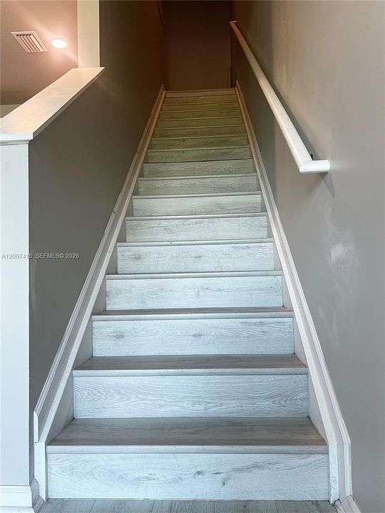 В аренду: $2,500 (3 спален, 2 ванн, 1498 Квадратных фут)