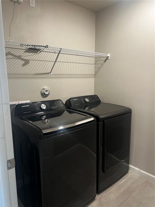 В аренду: $2,500 (3 спален, 2 ванн, 1498 Квадратных фут)