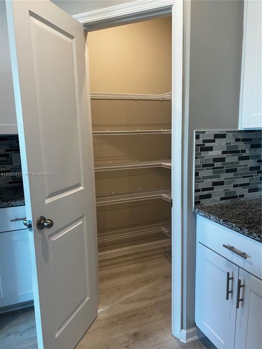 В аренду: $2,500 (3 спален, 2 ванн, 1498 Квадратных фут)