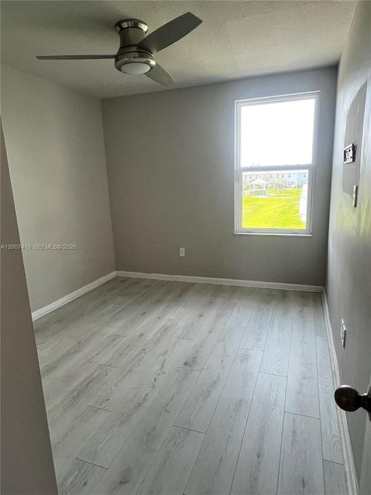В аренду: $2,500 (3 спален, 2 ванн, 1498 Квадратных фут)