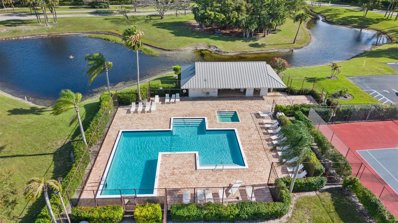 Community Pool/Clubhouse