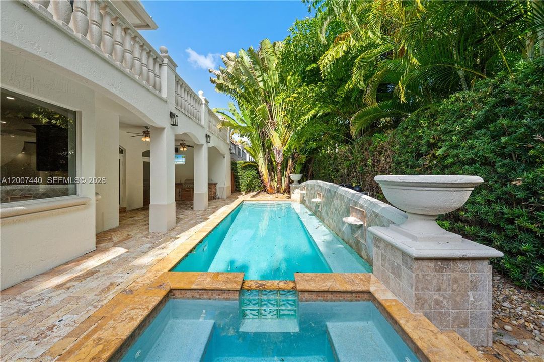 En Venta: $3,295,000 (4 camas, 4 baños, 3676 Pies cuadrados)