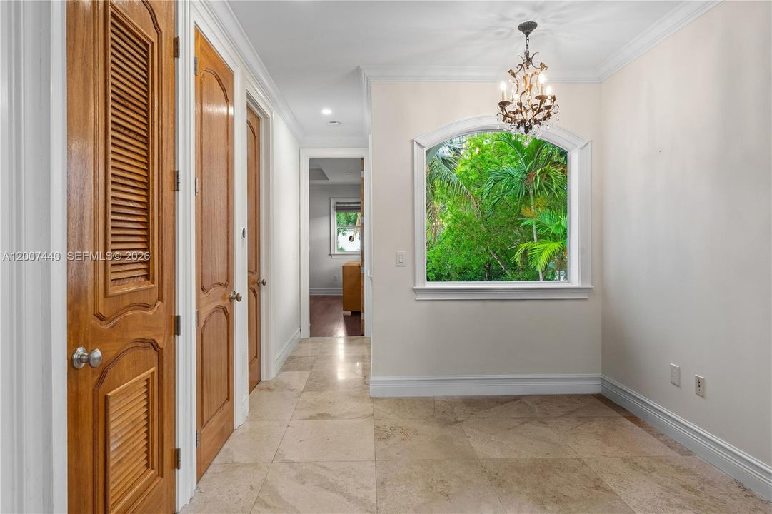 En Venta: $3,295,000 (4 camas, 4 baños, 3676 Pies cuadrados)