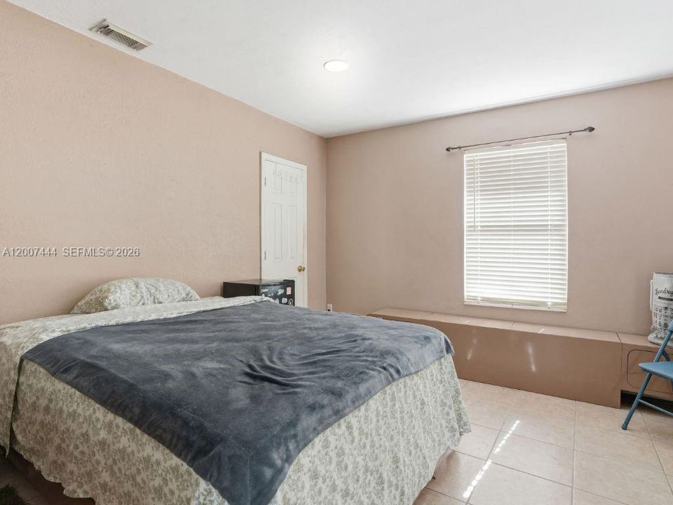 Vendido Recientemente: $424,999 (3 camas, 3 baños, 0 Pies cuadrados)