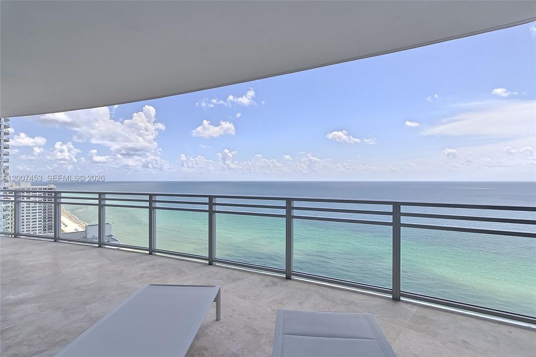 For Rent: $15,900 (3 beds, 3 baths, 3003 Square Feet)