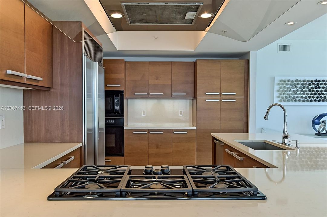 For Rent: $15,900 (3 beds, 3 baths, 3003 Square Feet)