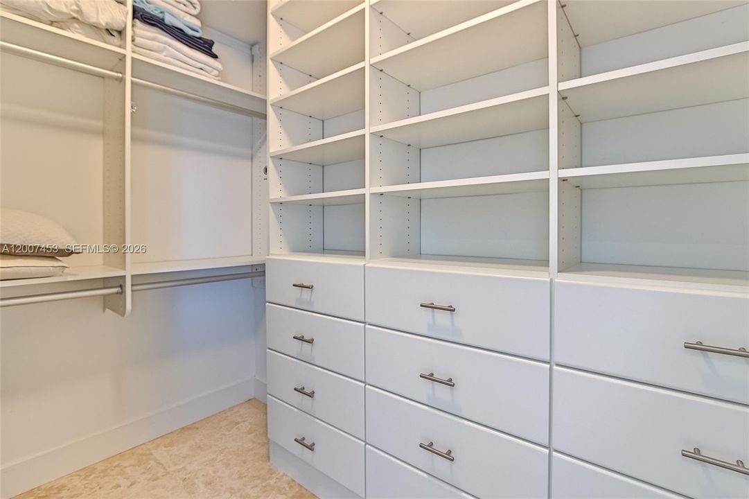 For Rent: $15,900 (3 beds, 3 baths, 3003 Square Feet)