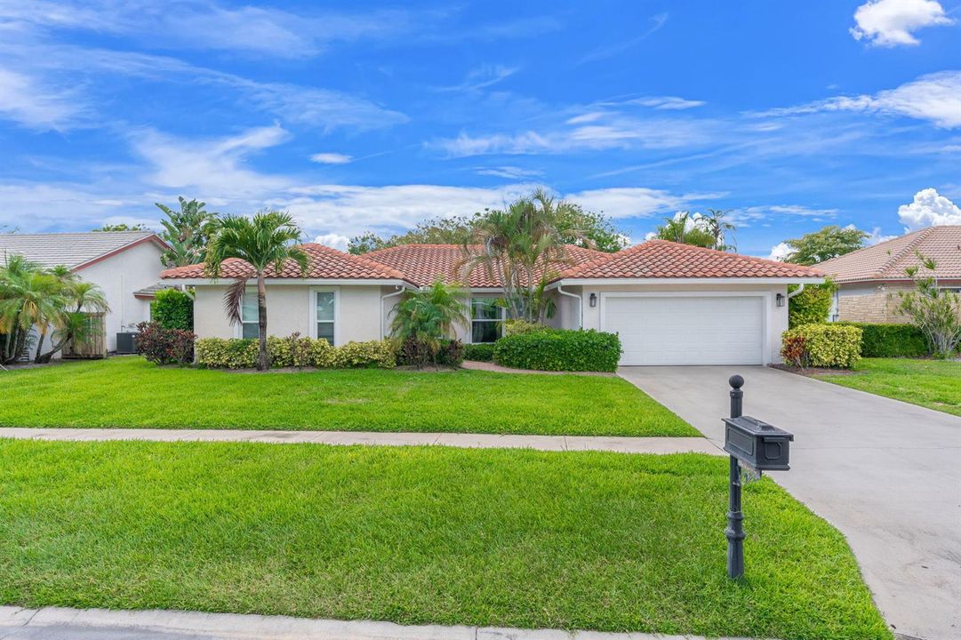 2-web-or-mls-20202 Back 9 Dr Boca Raton,