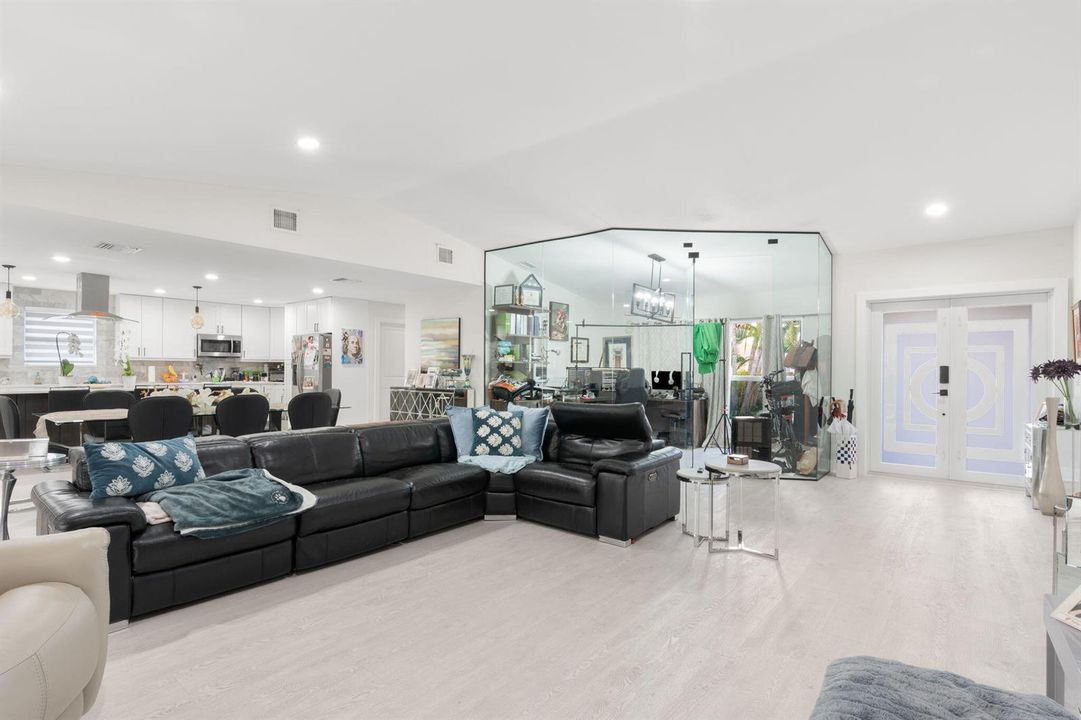 8-web-or-mls-20202 Back 9 Dr Boca Raton,