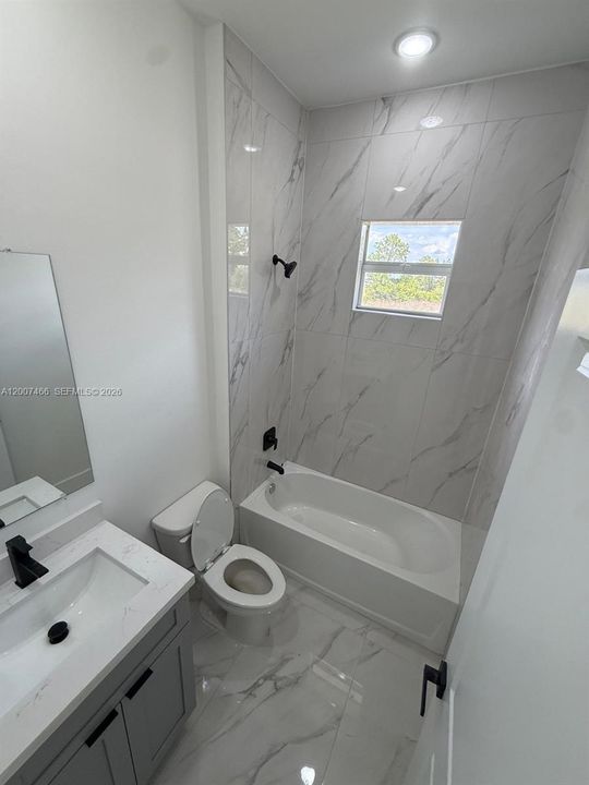 En Renta: $2,200 (4 camas, 2 baños, 0 Pies cuadrados)