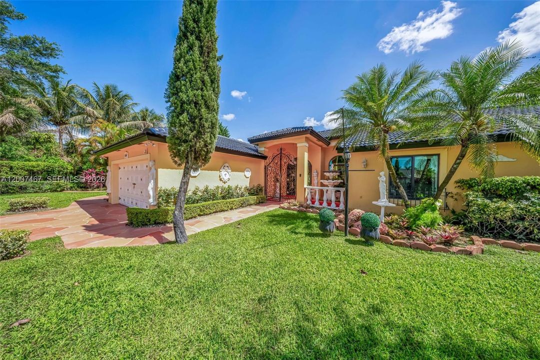 En Venta: $1,150,000 (4 camas, 2 baños, 2444 Pies cuadrados)