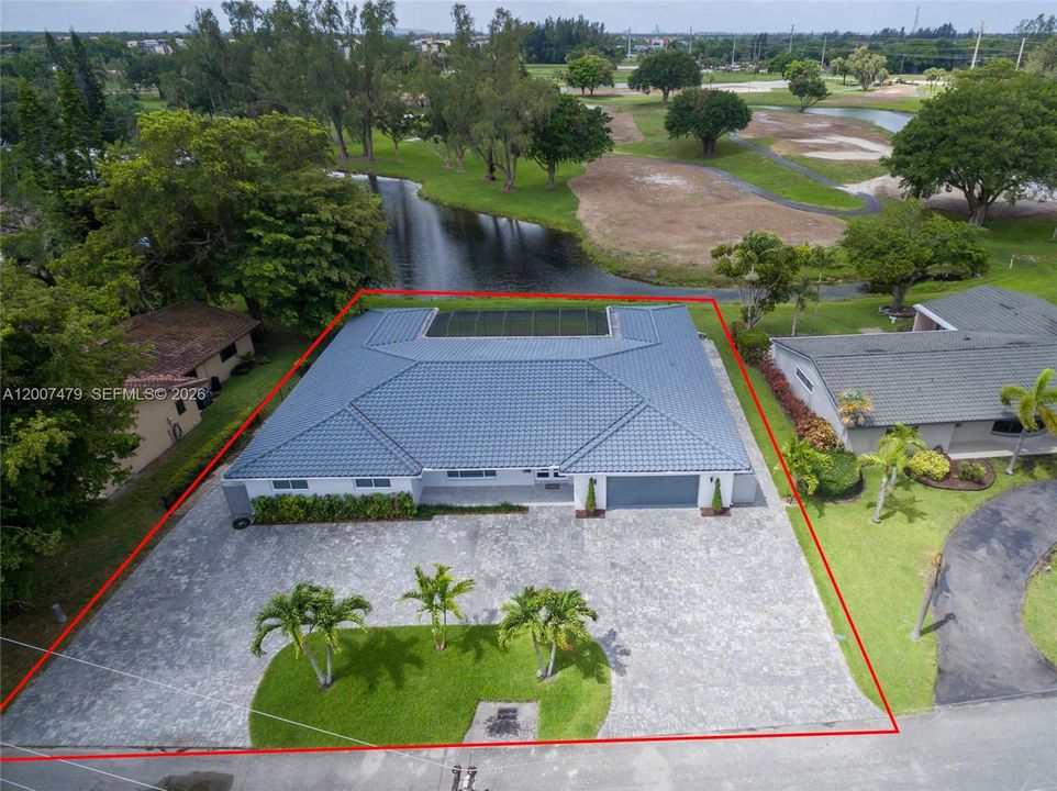 En Venta: $1,230,000 (4 camas, 4 baños, 2748 Pies cuadrados)