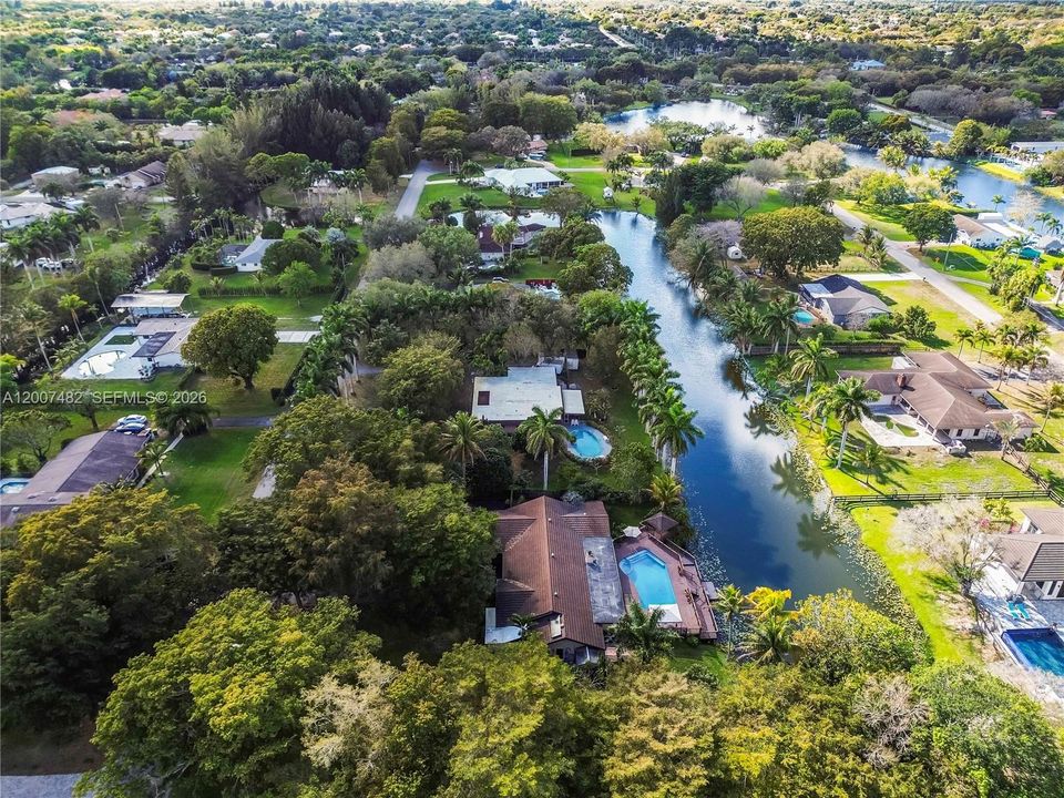 En Venta: $1,997,000 (4 camas, 3 baños, 3388 Pies cuadrados)