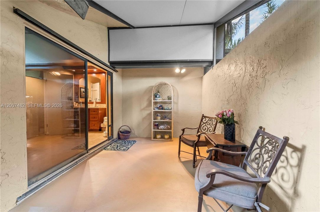 En Venta: $1,997,000 (4 camas, 3 baños, 3388 Pies cuadrados)