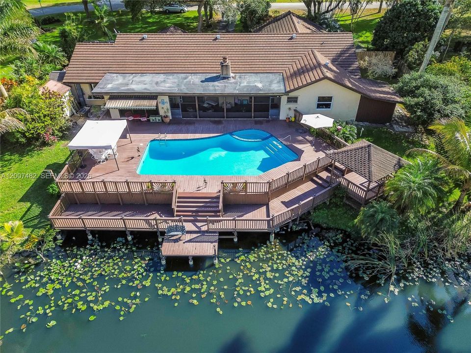 En Venta: $1,997,000 (4 camas, 3 baños, 3388 Pies cuadrados)