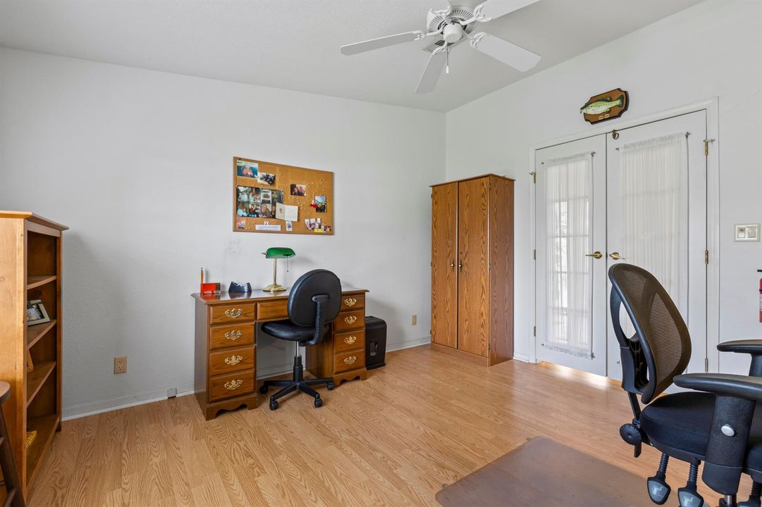 den/office