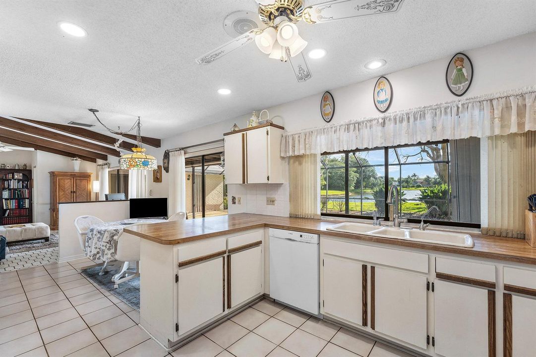 017-7290EncinaLane-BocaRaton-FL-33433-SM
