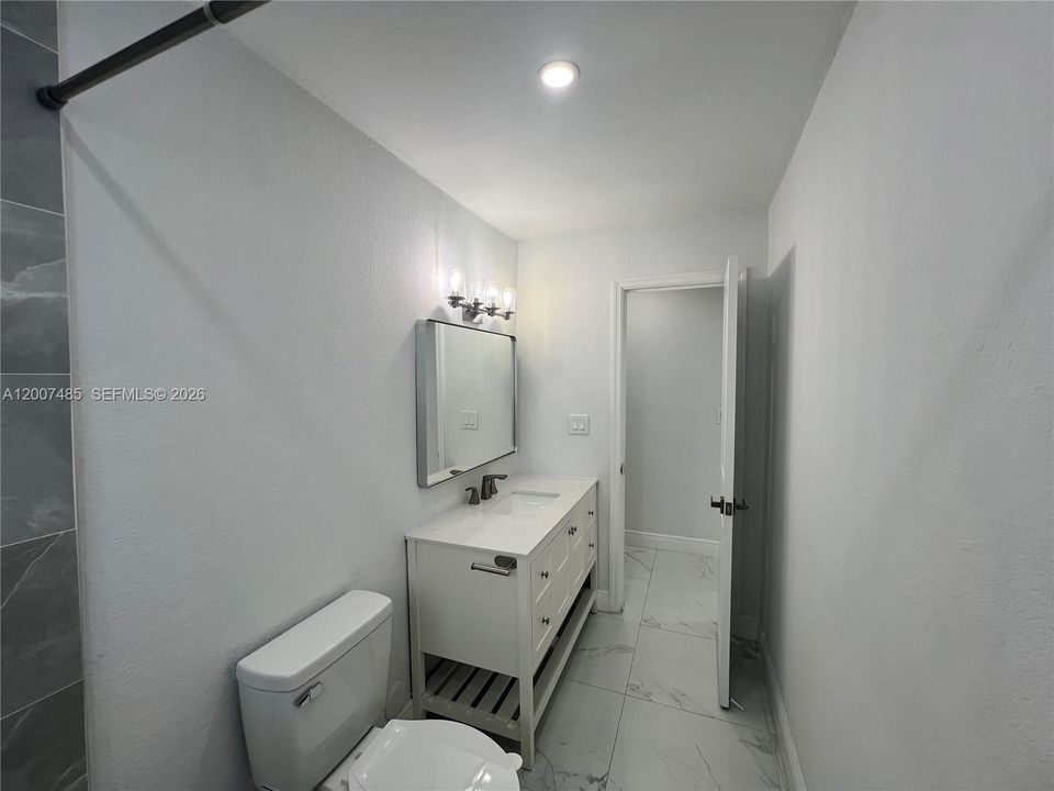 Недавно арендовано: $4,200 (3 спален, 2 ванн, 1700 Квадратных фут)