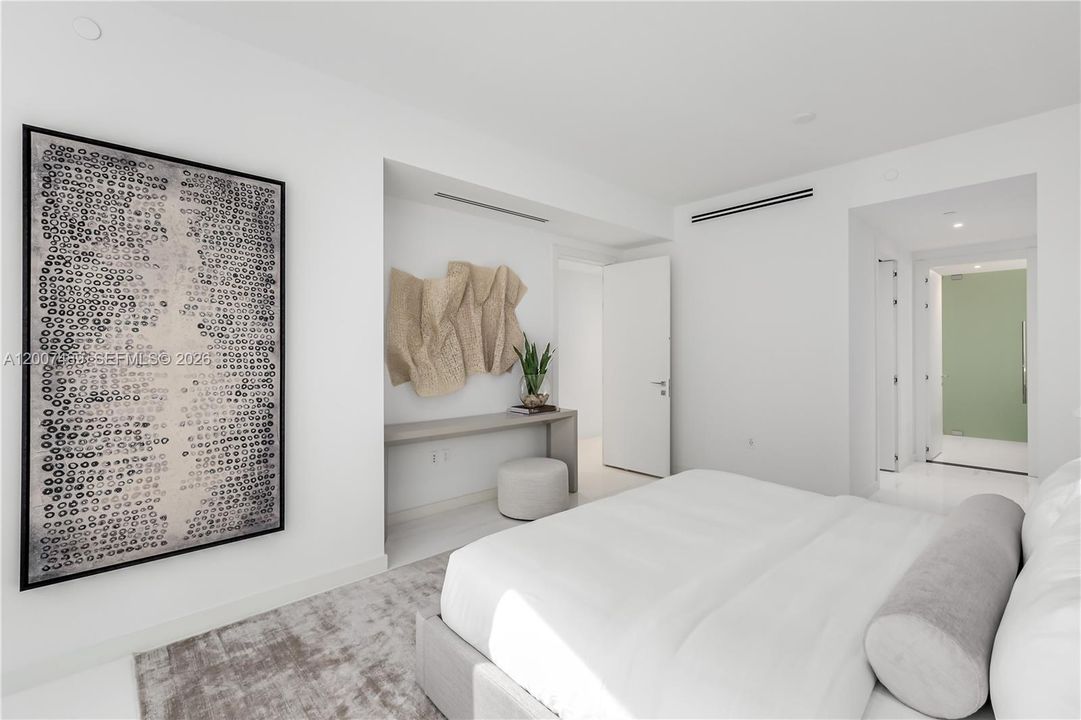 En Venta: $3,590,000 (3 camas, 3 baños, 2220 Pies cuadrados)