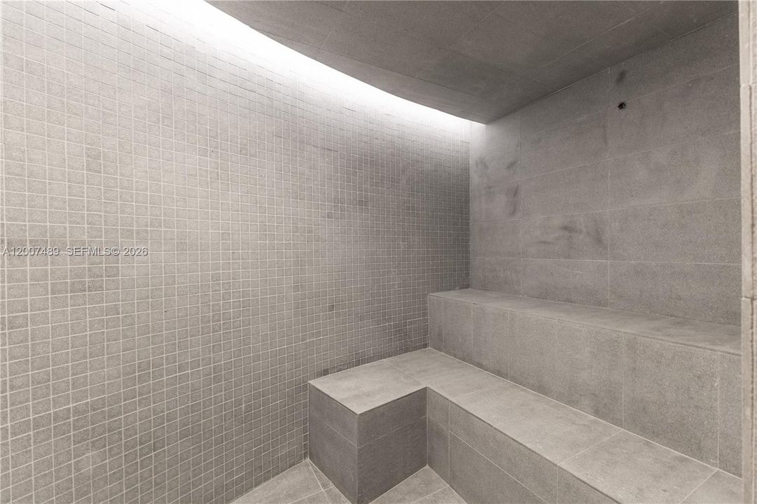 En Venta: $3,590,000 (3 camas, 3 baños, 2220 Pies cuadrados)