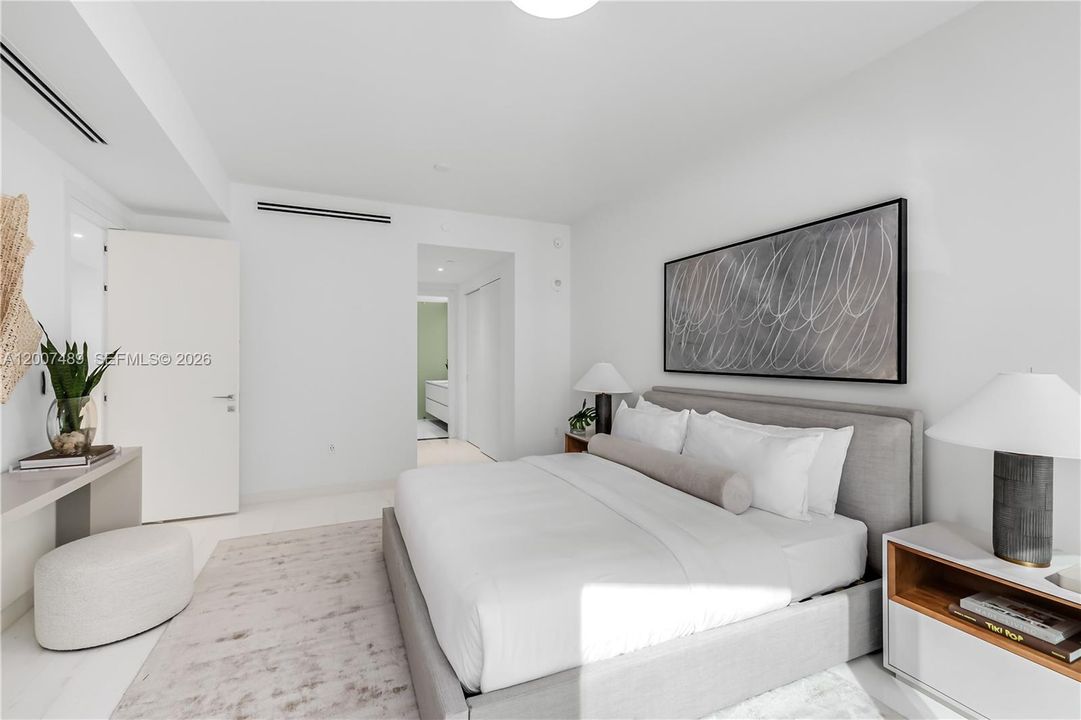 En Venta: $3,590,000 (3 camas, 3 baños, 2220 Pies cuadrados)