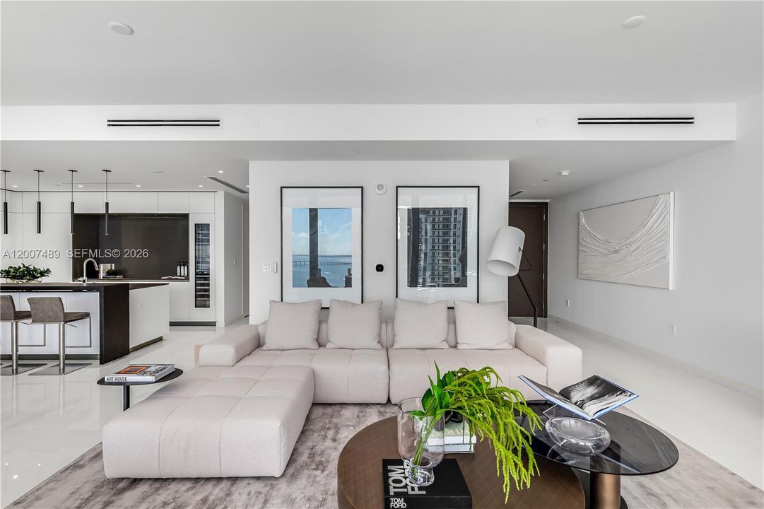 En Venta: $3,590,000 (3 camas, 3 baños, 2220 Pies cuadrados)