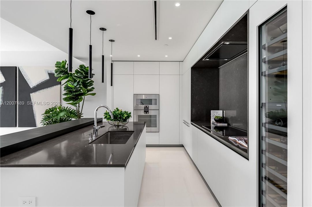 En Venta: $3,590,000 (3 camas, 3 baños, 2220 Pies cuadrados)
