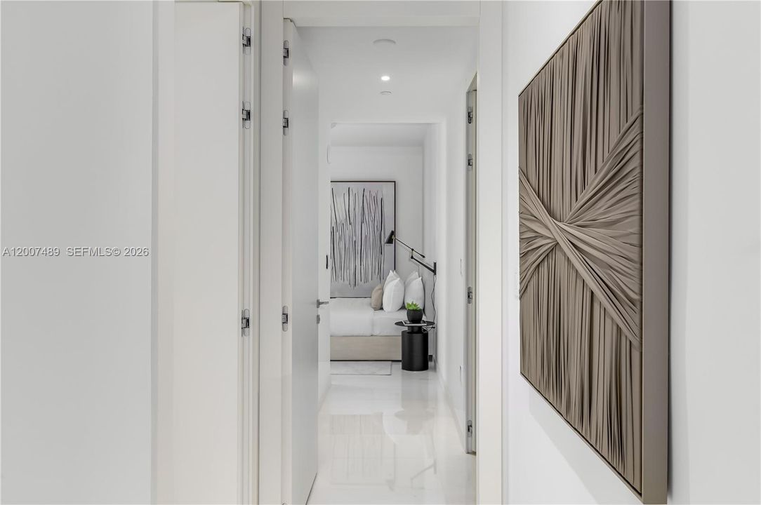 En Venta: $3,590,000 (3 camas, 3 baños, 2220 Pies cuadrados)