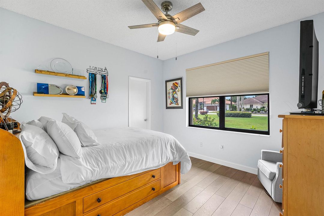 026-17887LittenDrive-BocaRaton-FL-33498-