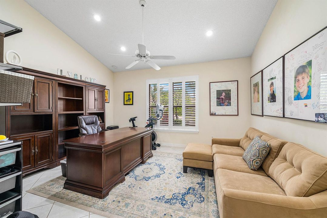 017-17887LittenDrive-BocaRaton-FL-33498-