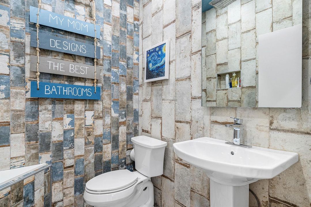 024-17887LittenDrive-BocaRaton-FL-33498-