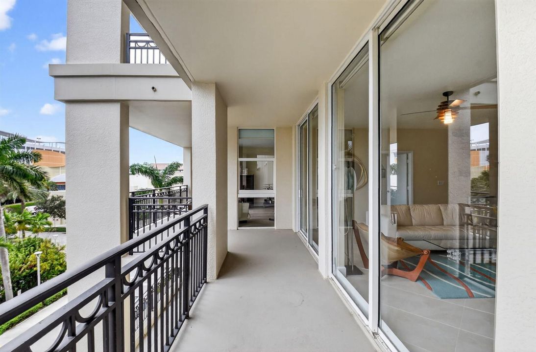 Wraparound Balcony Views