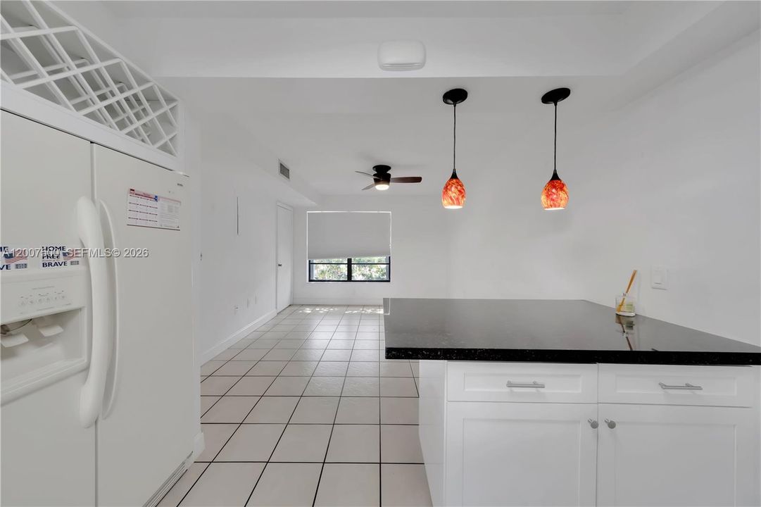 Activo con contrato: $399,000 (2 camas, 2 baños, 1290 Pies cuadrados)