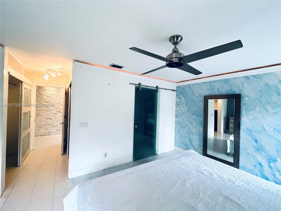 Activo con contrato: $315,000 (3 camas, 2 baños, 1298 Pies cuadrados)