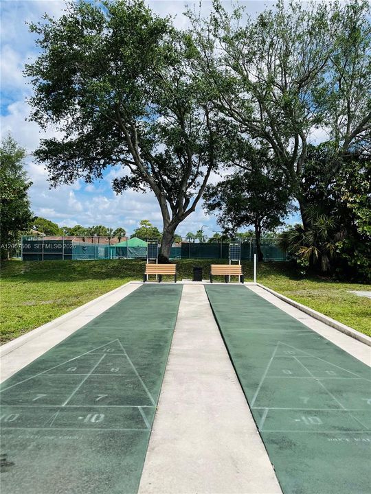 Activo con contrato: $315,000 (3 camas, 2 baños, 1298 Pies cuadrados)