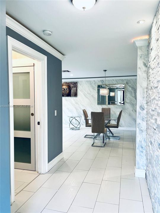 Activo con contrato: $315,000 (3 camas, 2 baños, 1298 Pies cuadrados)