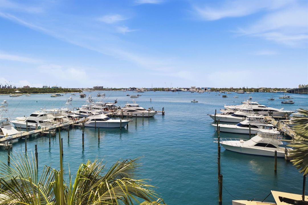 184 Lake Dr-Drone-4