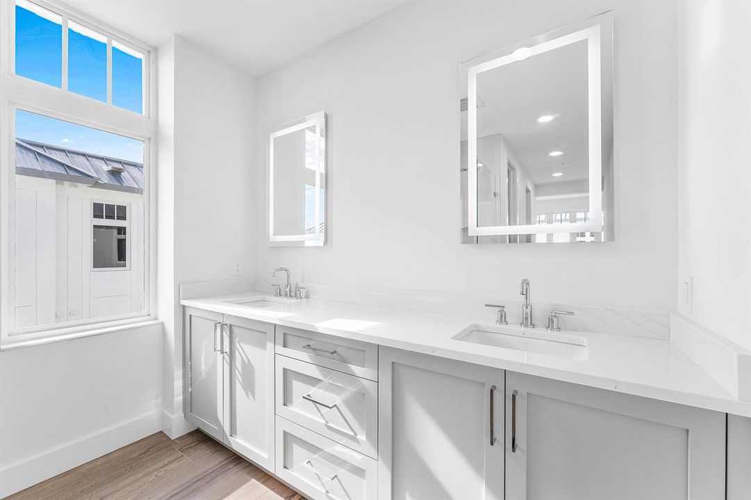 019-184LakeDrive-2303-PalmBeachShores-FL
