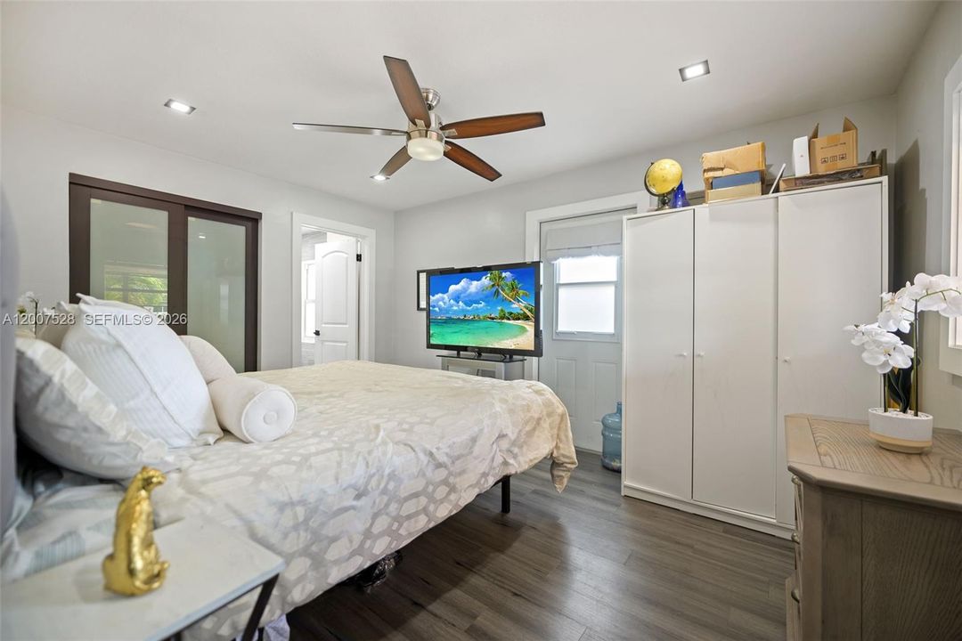 Activo con contrato: $450,000 (3 camas, 2 baños, 960 Pies cuadrados)